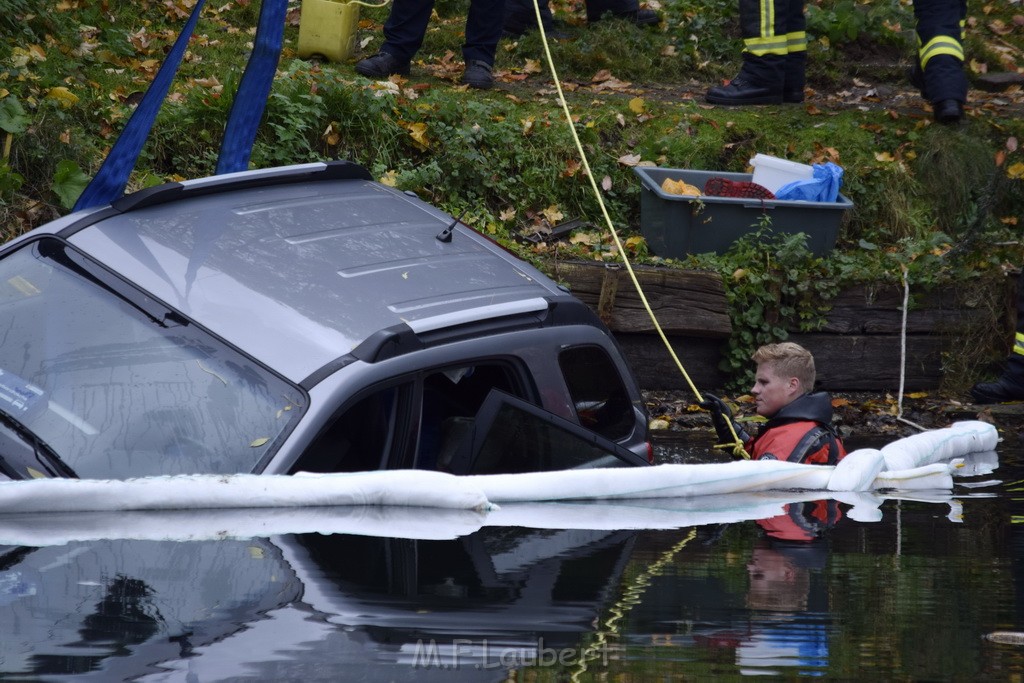 Einsatz BF Koeln PKW im See Koeln Esch P059.JPG - Miklos Laubert